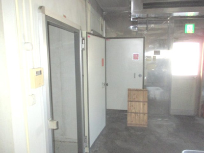 【その他】 | 群馬県沼田市下久屋町 2700万 店舗（3階建) | 調理場