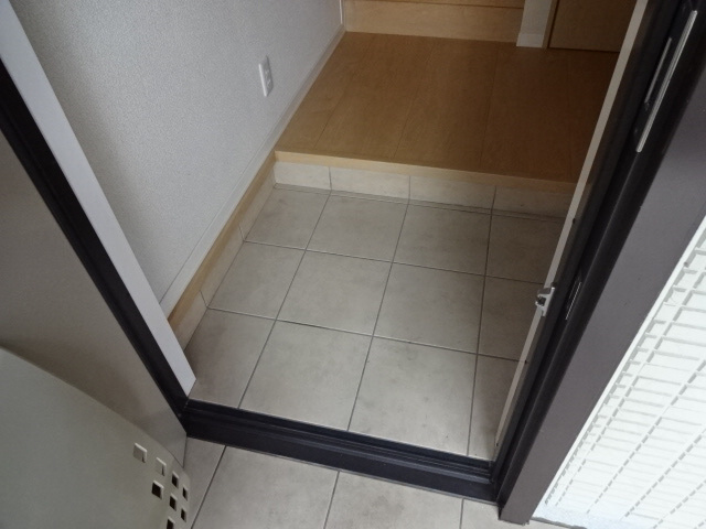 PISO MARIO Bの玄関