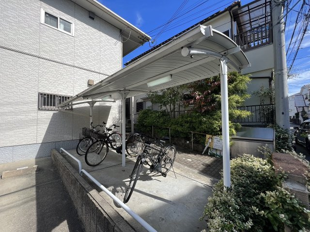 池田市八王寺１丁目のハイツのその他共用部分|自転車置場