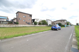【前面道路含む現地写真】 | 川越市寺山　建築条件なし売地　西武新宿線『本川越駅』バス12分　【山田小学区】