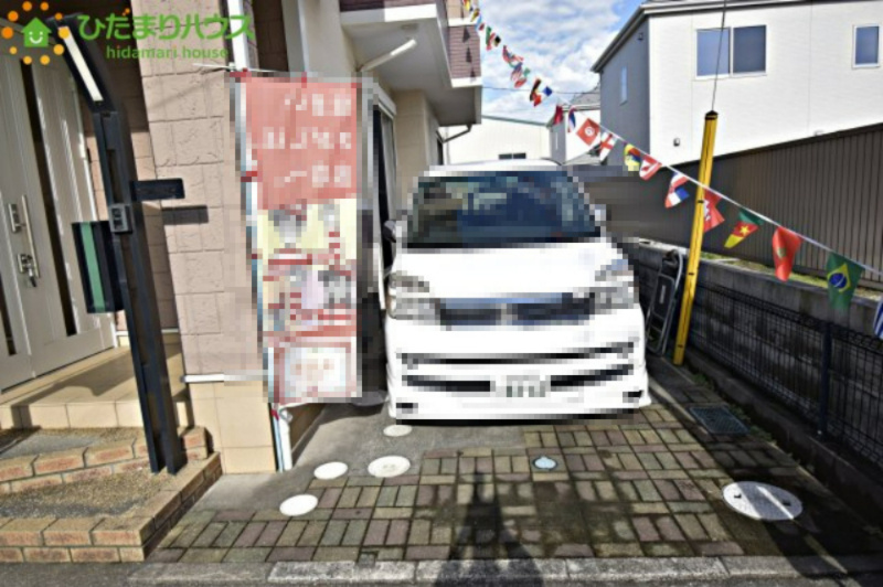 鴻巣市人形4丁目　中古一戸建ての駐車場