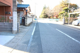【前面道路含む現地写真】 | 前面道路です。