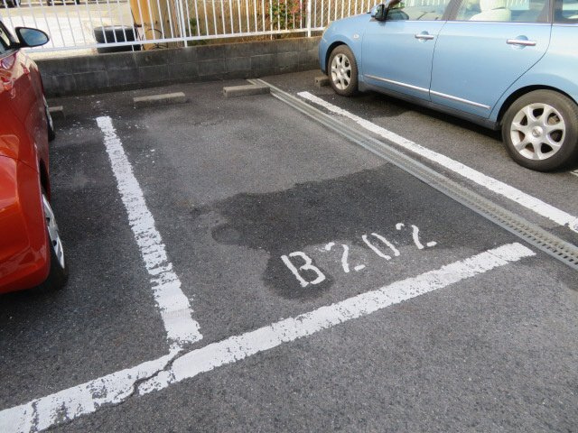 サンハイツＡ棟の駐車場
