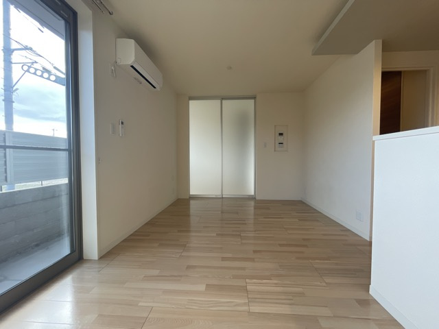 プレジールの居間・リビング