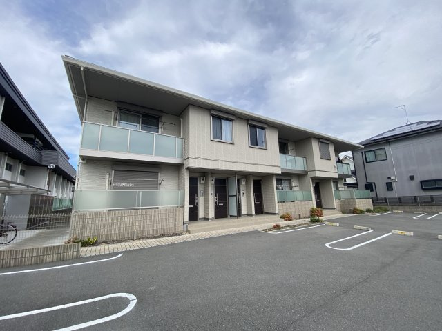 シャーメゾン東南の外観