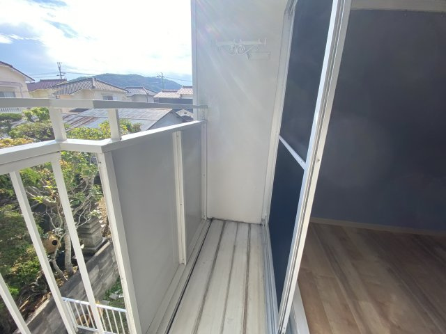 ハイツメイプルタウンＢ棟のバルコニー