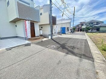 【前面道路含む現地写真】 | 西宮市　段上町２丁目　新築戸建