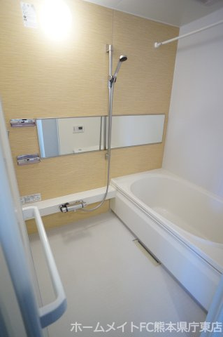熊本市南区御幸笛田２丁目のアパートの浴室