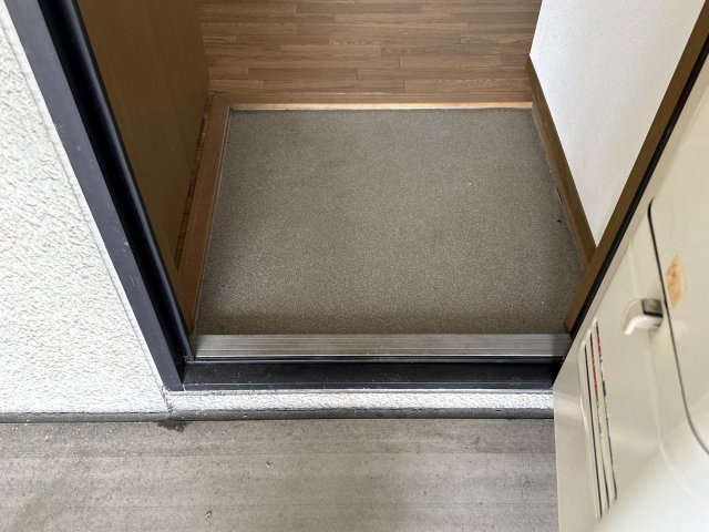 ビゴレ雅Ａ棟の玄関