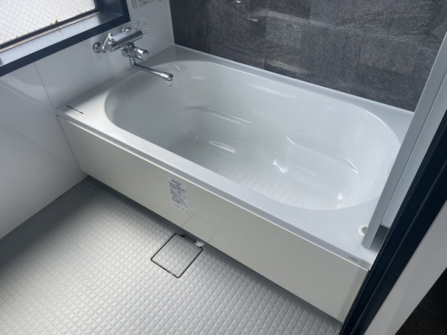 三住ビルの浴室