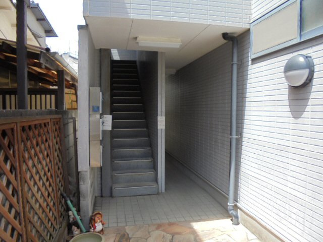 ムトーハイツのエントランス