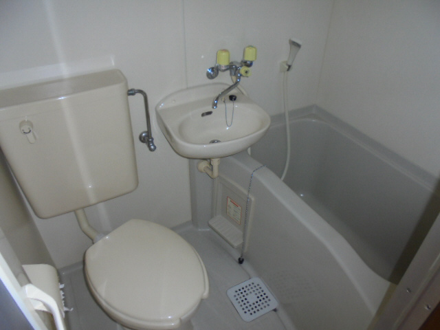 ムトーハイツの浴室