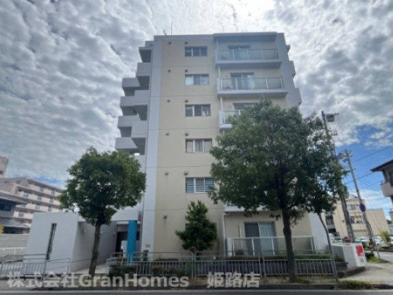 メゾン・ド・アルシュの外観