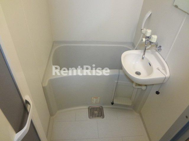 レオパレス昭和の浴室|風呂トイレ別！