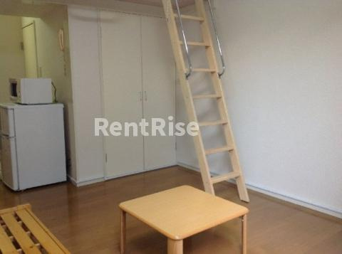 レオパレス大間の玄関