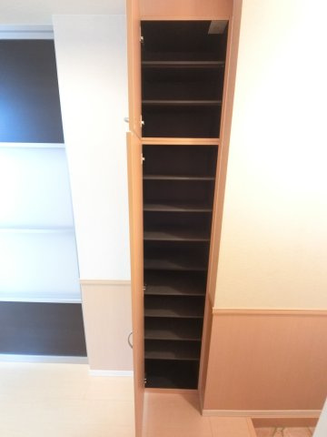 クロシェット津田沼の収納