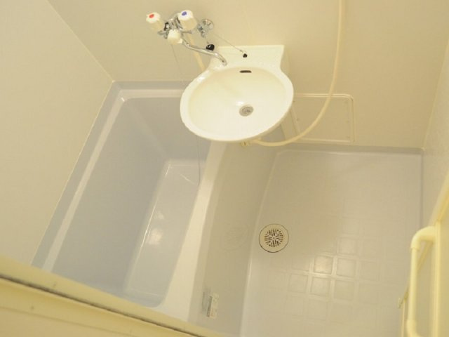 レオパレスルミエールの洗面所