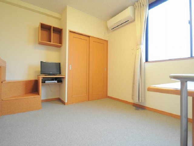 レオパレスルミエールの寝室