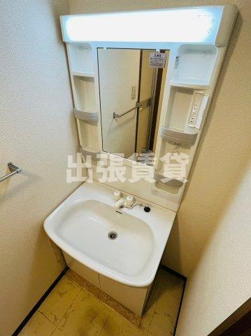 仲介手数料0円レージュ名西の洗面所