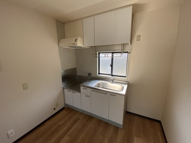 フレグランス新宮のキッチン