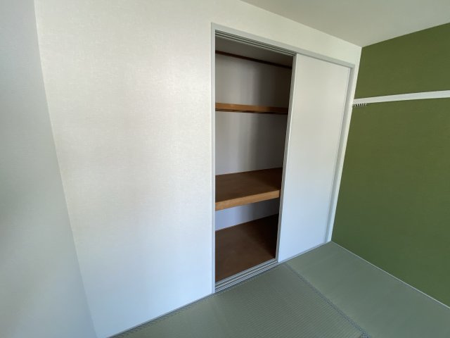 フレグランス新宮の収納