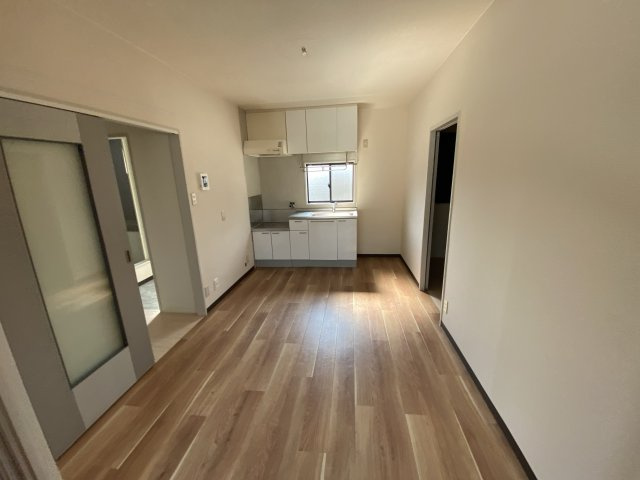 フレグランス新宮の居間・リビング