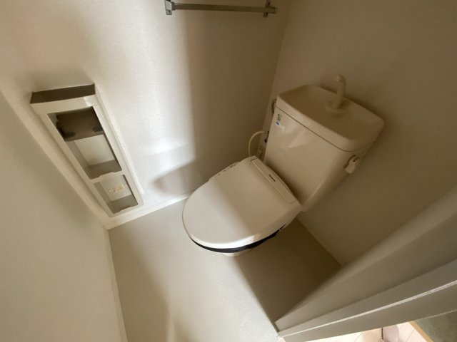 フレグランス新宮のトイレ