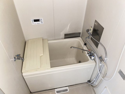 【浴室】 | ハイツウエスト | 追い焚き給湯有り