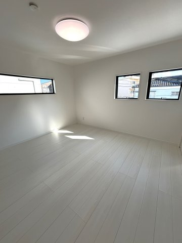 西池町　新築戸建ての寝室