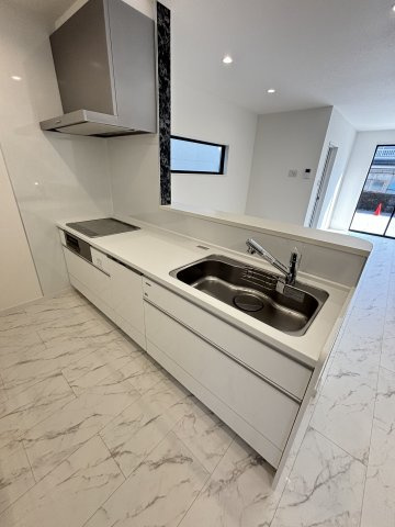 西池町　新築戸建てのキッチン