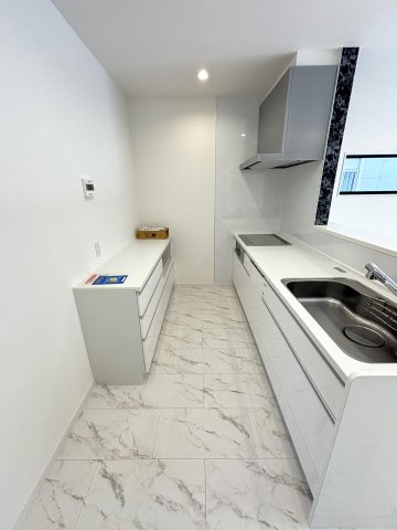 西池町　新築戸建てのキッチン