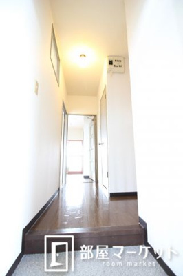 【玄関】 | ファミール朝日