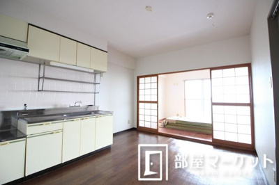 【居間・リビング】 | ファミール朝日