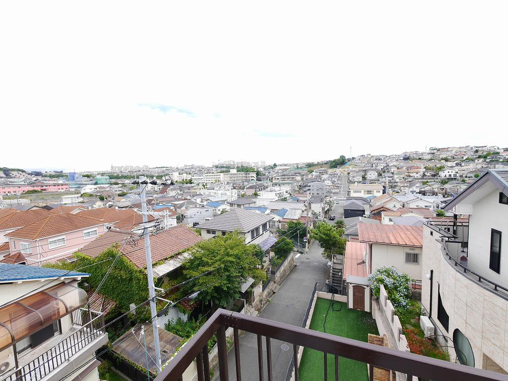 東朝霧丘戸建の展望