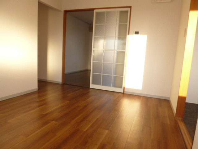 セジュール西浦Ａの居間・リビング