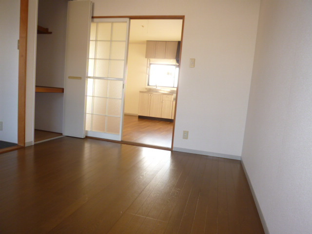 セジュール西浦Ａの居間・リビング