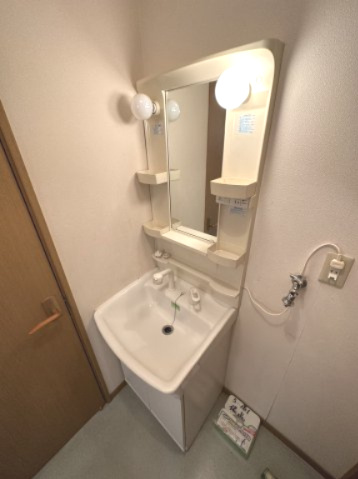 【洗面所】 | ROOMS駒羽根　D棟