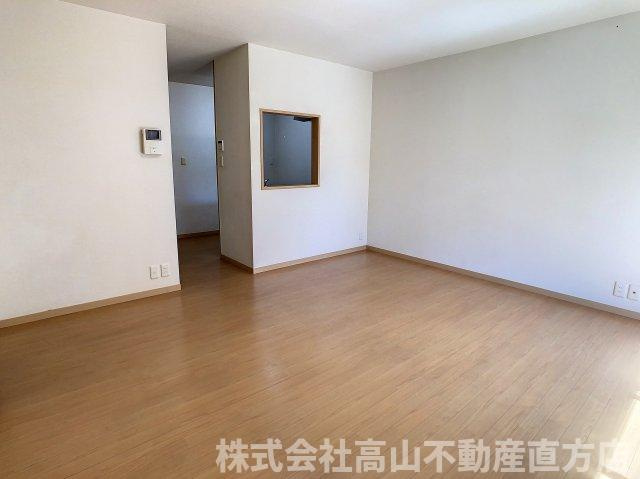 ファミリーヒルズ星ヶ丘Ⅰの居間・リビング