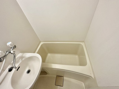 【浴室】 | アンバー