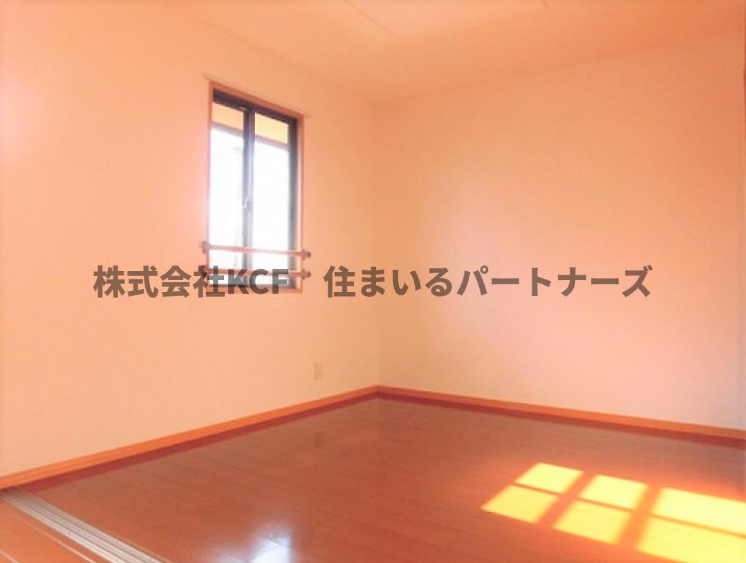 久留米市荒木町荒木のハイツの寝室|使い勝手のいい洋室です