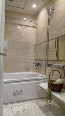 西戸山タワーホウムズセントラルタワーの浴室|お風呂で日々の疲れを落としましょう