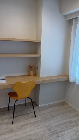 西戸山タワーホウムズセントラルタワーの洋室|コンパクトで使いやすい洋室です