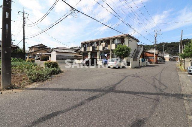 グリーンスメルの周辺