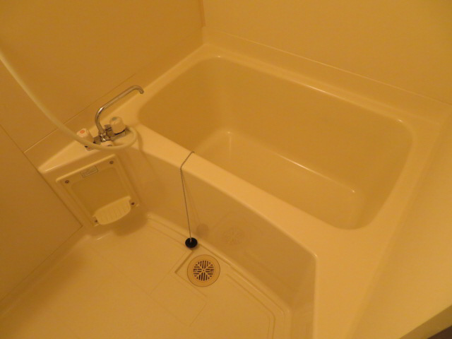 バーリーグリフィンF1の浴室