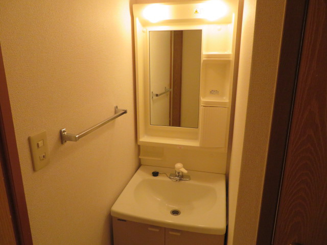 バーリーグリフィンF1の洗面所