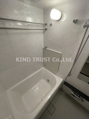 リビオレゾン南森町の浴室