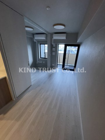 リビオレゾン南森町の居間・リビング