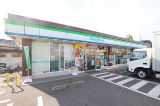 ファミリーマート 東狭山ヶ丘一丁目店まで350m