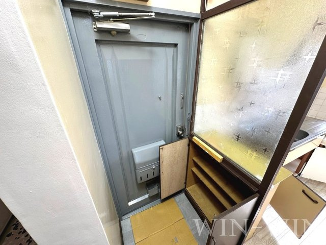 コーポ松山の玄関