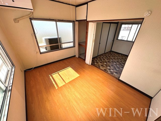 コーポ松山の居間・リビング